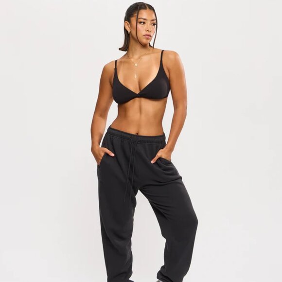 Plunge Butter Bra in Onyx - Picture 1 of 8